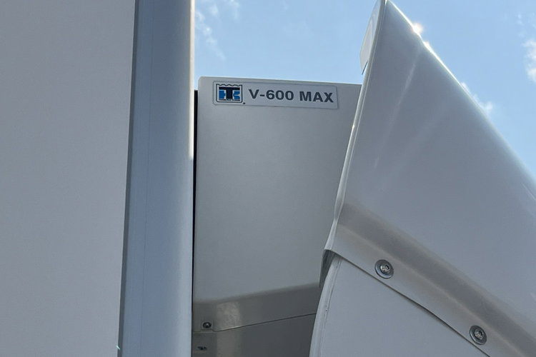 Iveco Daily 70C18 Winda-1_tona Mroźnia -32 C/+32 C Chłodnia +230V DrukarkaTemperat zdjęcie 9