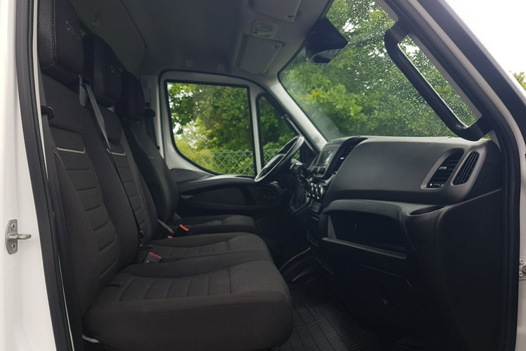 Iveco Daily 72-180 8 EP KONTENER IZOTERMA 4.16x2.10x2.09 DMC 7200 KG KLIMATRONIK zdjęcie 19