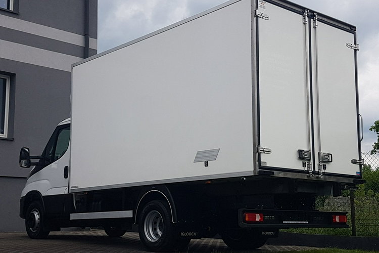 Iveco Daily 72-180 8 EP KONTENER IZOTERMA 4.16x2.10x2.09 DMC 7200 KG KLIMATRONIK zdjęcie 27