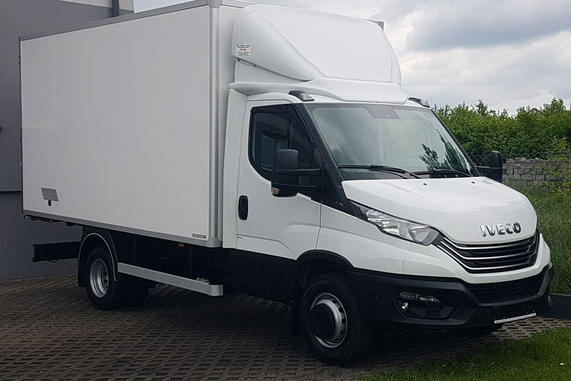 samochód ciężarowy Iveco zdjęcie 1
