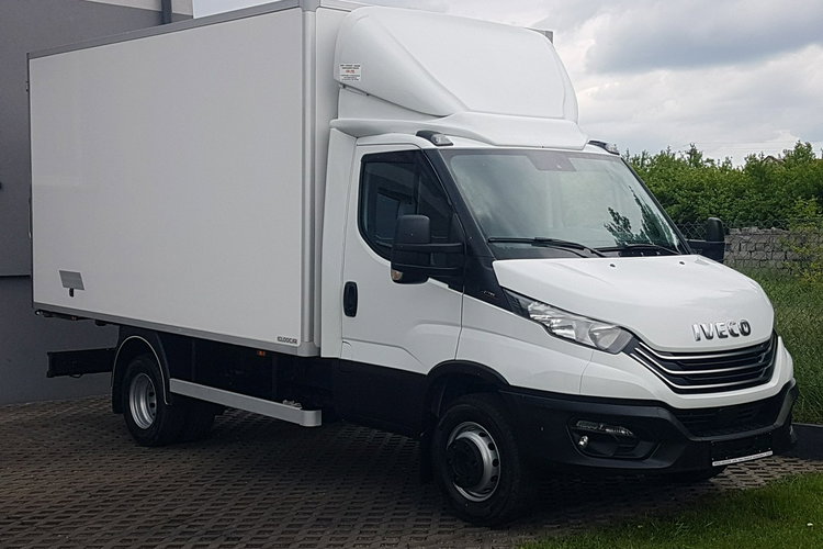 Iveco 72-180 DAILY 8 EP KONTENER IZOTERMA 4.16x2.10x2.09 DMC 7200 KG KLIMATRONIK TEMPOMAT zdjęcie 1