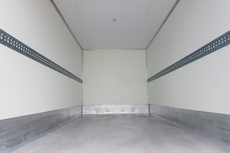 Iveco 72-180 DAILY 8 EP KONTENER IZOTERMA 4.16x2.10x2.09 DMC 7200 KG KLIMATRONIK TEMPOMAT zdjęcie 23