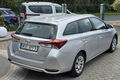 samochód osobowy Toyota zdjęcie 11