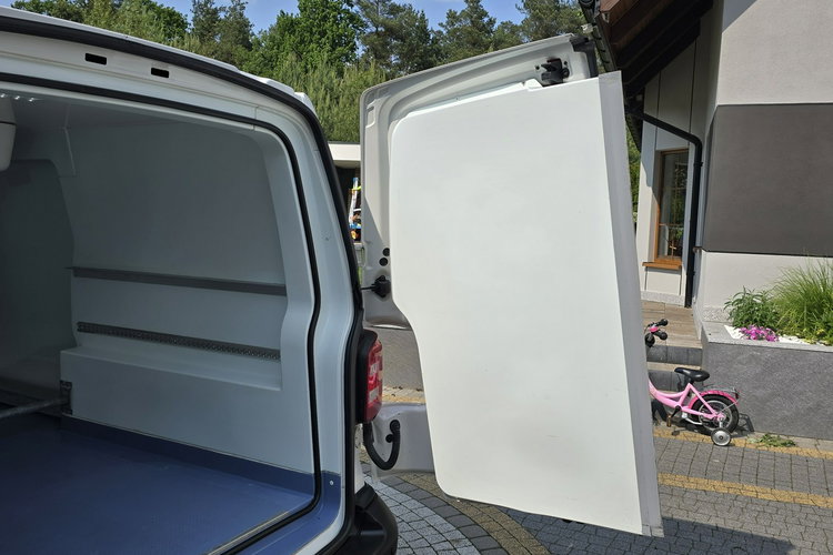 Volkswagen Transporter T6 2.0 TDi 150KM DSG / Chłodnia Carrier NOES 100 / Zasialnie 230V zdjęcie 18