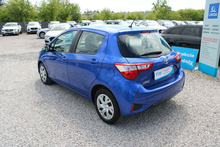 Toyota Yaris VVT-i F-vat Premium KAMERA Salon PL Gwarancja zdjęcie 7