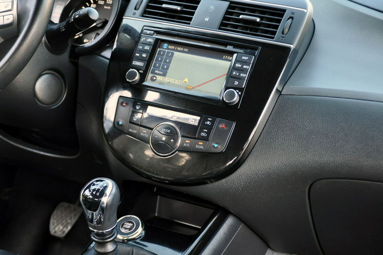 Nissan Pulsar 1.6i(190KM) Full Led Rasar Navi Kamera360 Skóry Keyless Go Alu18"ASO zdjęcie 26