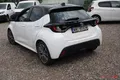 samochód osobowy Toyota zdjęcie 10