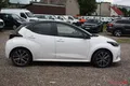 samochód osobowy Toyota zdjęcie 15