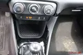 samochód osobowy Toyota zdjęcie 26