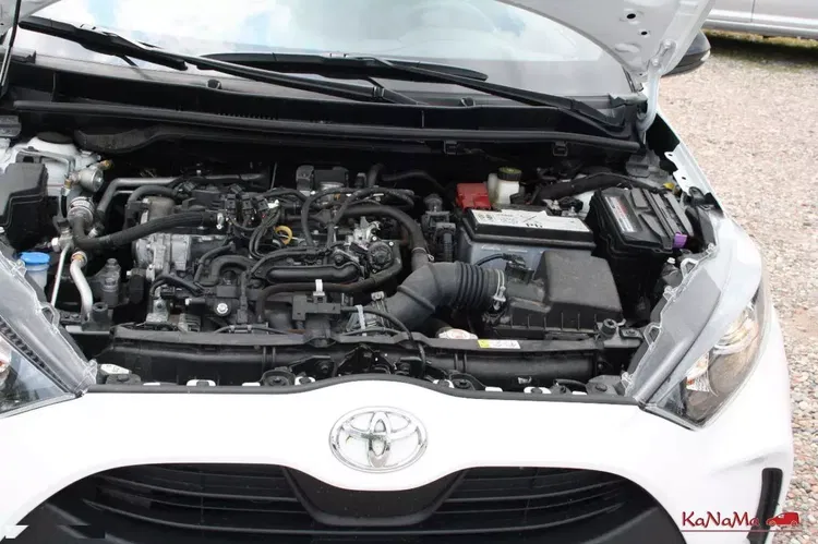 Toyota yaris zdjęcie 31