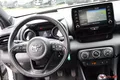 samochód osobowy Toyota zdjęcie 4