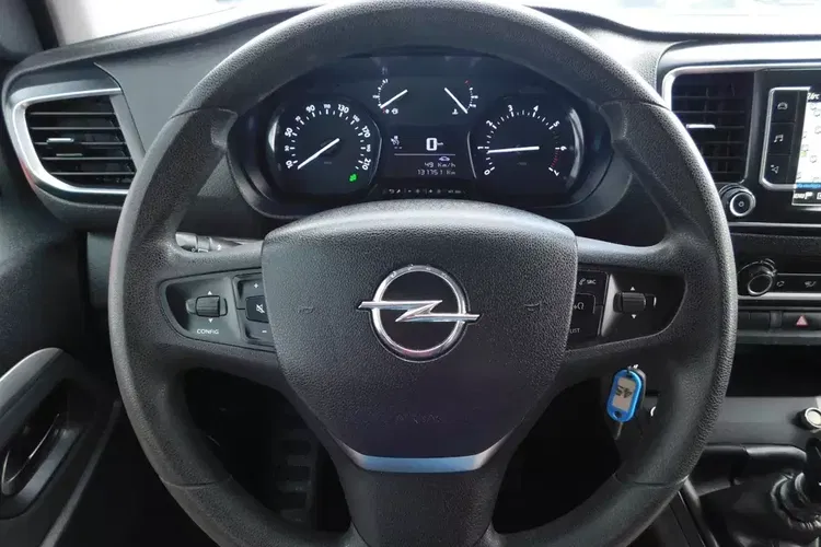 Opel Vivaro zdjęcie 13