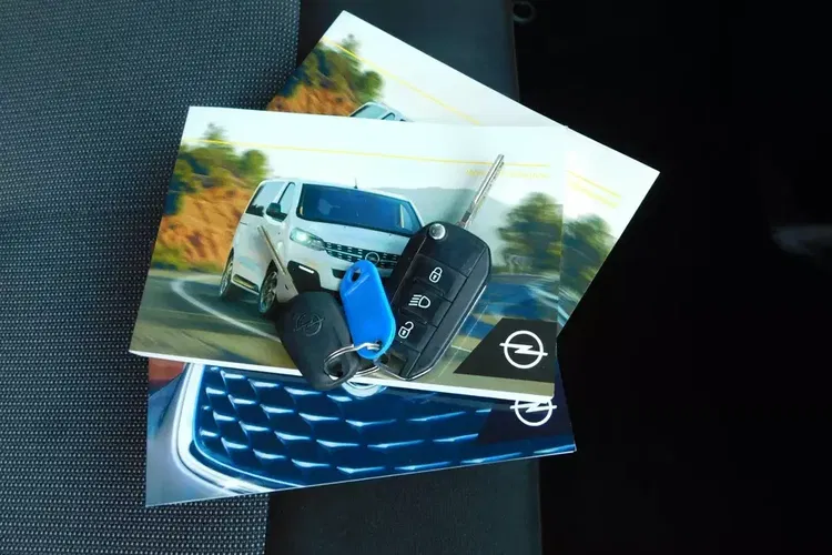 Opel Vivaro zdjęcie 18