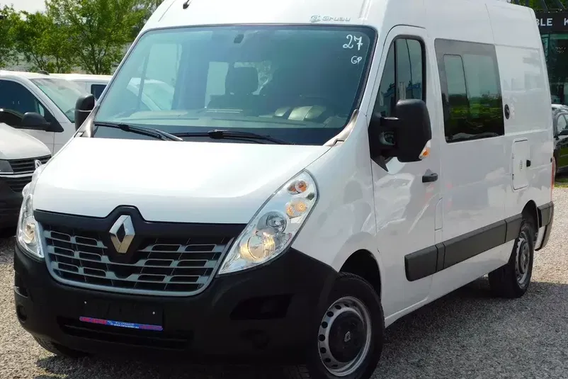 samochód osobowy Renault zdjęcie 1