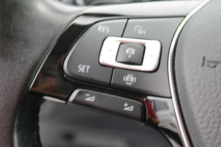 Volkswagen Tiguan Allspace Navi G.Fotele Comofrtline LED F-vat Gwarancja zdjęcie 20