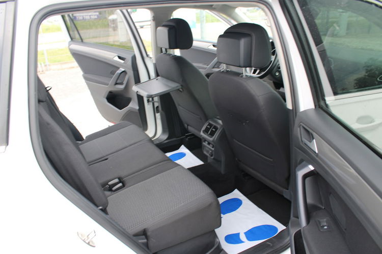 Volkswagen Tiguan Allspace Navi G.Fotele Comofrtline LED F-vat Gwarancja zdjęcie 28