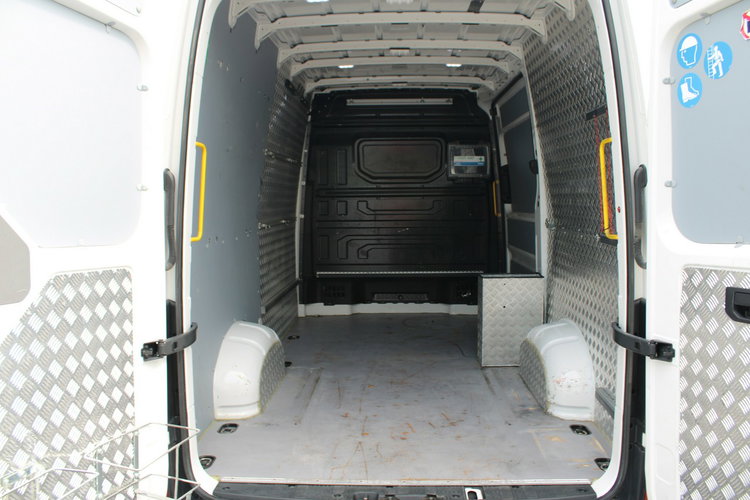 Volkswagen Crafter Webasto L2H2 Vat-1 Salon Polska Zabudowa zdjęcie 10