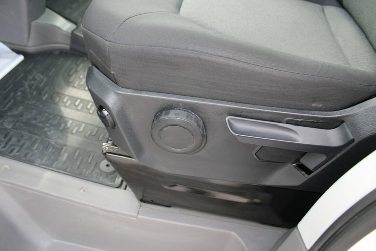 Volkswagen Crafter Webasto L2H2 Vat-1 Salon Polska Zabudowa zdjęcie 16