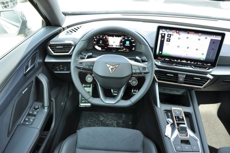 Cupra Formentor 2.0TSI 333KM VZ 4Drive Panorama El.Klapa Kamera Matrix Nowy Gwar. Deal zdjęcie 31