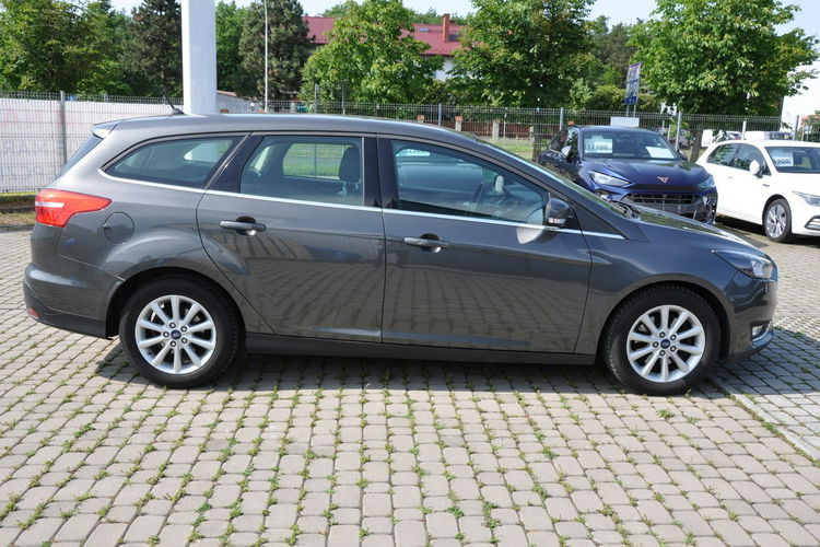 Ford Focus MK3 Turnier 2.0 TDCI 150KM Manual Bluetooth KeyLess Polski Salon zdjęcie 11
