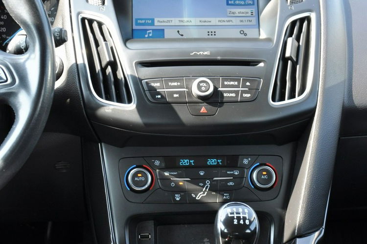 Ford Focus MK3 Turnier 2.0 TDCI 150KM Manual Bluetooth KeyLess Polski Salon zdjęcie 26