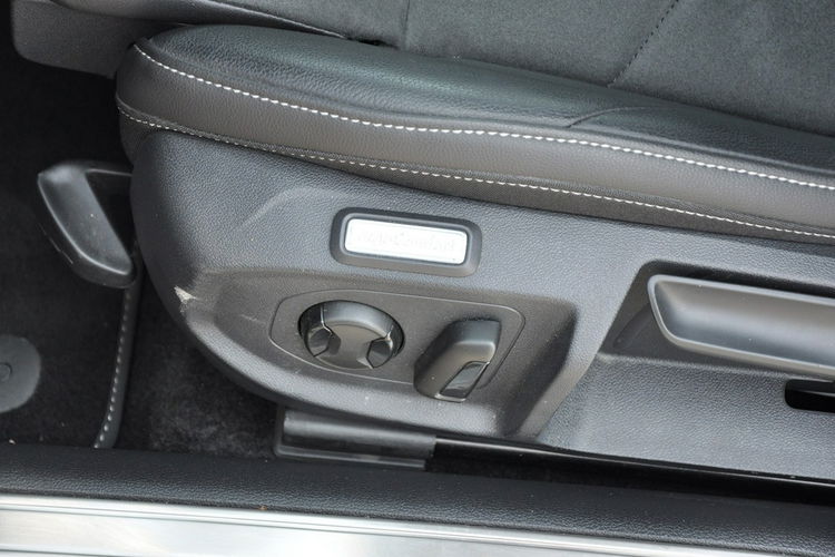 Volkswagen Arteon 2.0TSI 190KM DSG R-line El Klapa Nawigacja Hak Gwar. Fabryczna FV23 zdjęcie 10