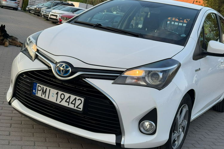 Toyota Yaris Hybryda Automat zdjęcie 7