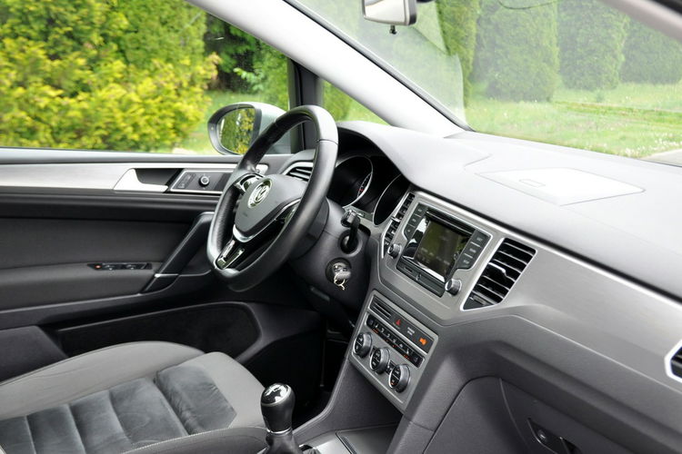 Volkswagen Golf Sportsvan 1.6TDI(110KM) Masaże Klimatronik Duże Radio Alcantara 2xParktr.Alu15" zdjęcie 18