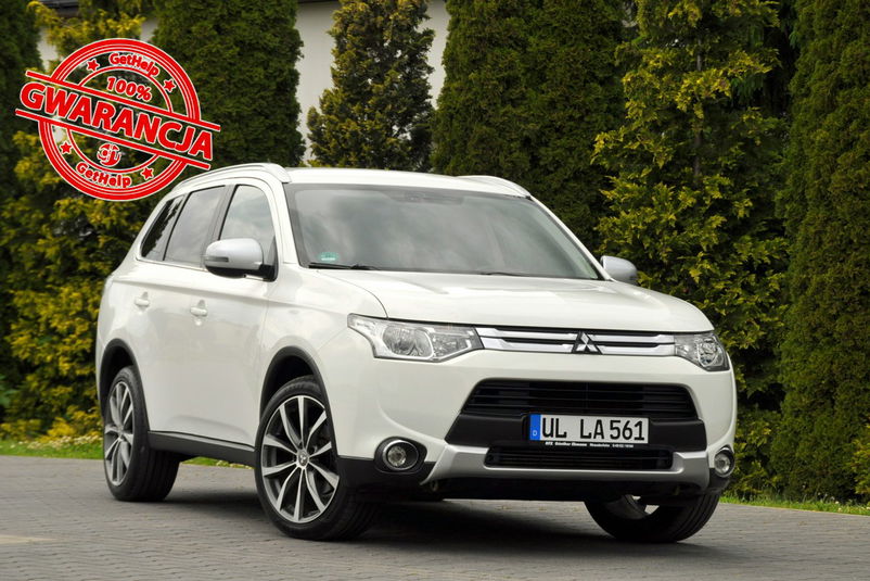 samochód osobowy Mitsubishi zdjęcie 1