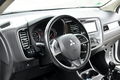 samochód osobowy Mitsubishi zdjęcie 23