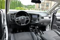 samochód osobowy Mitsubishi zdjęcie 29