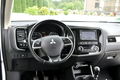 samochód osobowy Mitsubishi zdjęcie 30