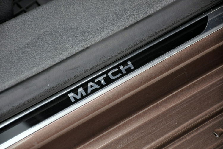 Volkswagen Touran 1.6TDI(105KM) Match Duża Navi Skóry Parktronik Reling Alu16"ASO VW zdjęcie 20