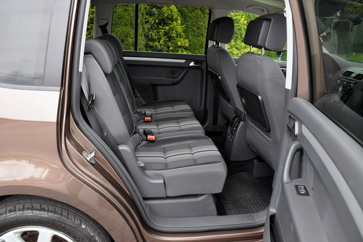 Volkswagen Touran 1.6TDI(105KM) Match Duża Navi Skóry Parktronik Reling Alu16"ASO VW zdjęcie 21