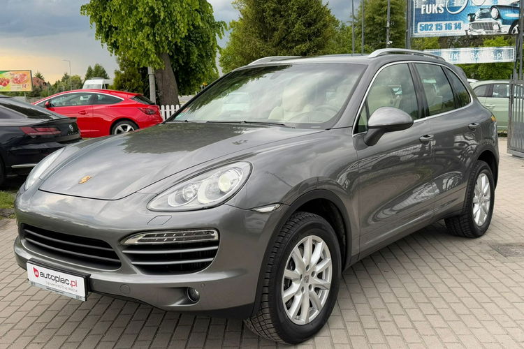 Porsche Cayenne Niski Przebieg Diesel BDB stan zdjęcie 12