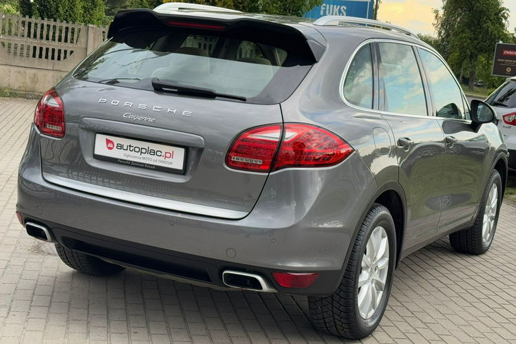 Porsche Cayenne Niski Przebieg Diesel BDB stan zdjęcie 4