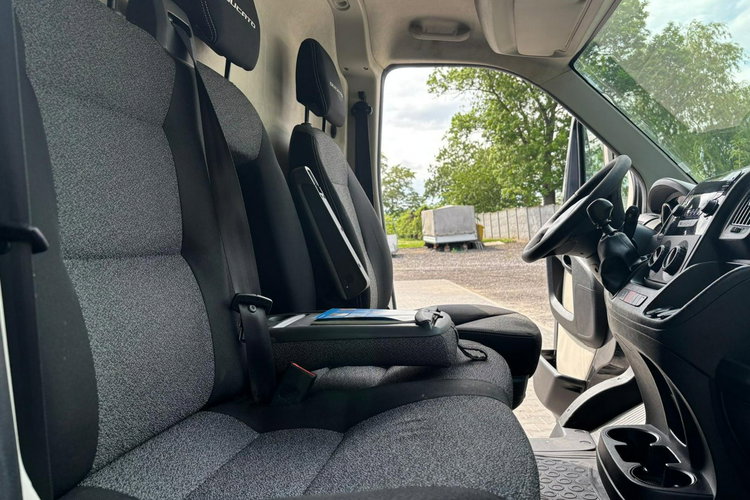 Fiat Ducato 2015 2.3 150KM L3H2 Webasto Drzwi przesuwne x2 158 tys. km zdjęcie 11