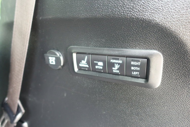 Chrysler Pacifica Oferta prywatna Pełna Opcja Limited S Szklany Dach Nowe LPG zdjęcie 22