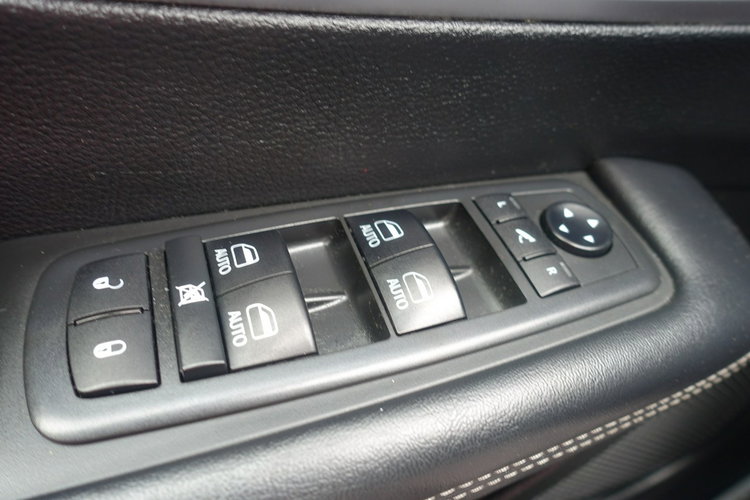 Chrysler Pacifica Oferta prywatna Pełna Opcja Limited S Szklany Dach Nowe LPG zdjęcie 33