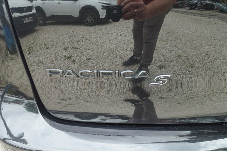 Chrysler Pacifica Oferta prywatna Pełna Opcja Limited S Szklany Dach Nowe LPG zdjęcie 8