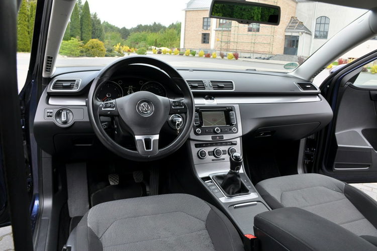 Volkswagen Passat 2.0TDI(140KM) Duża Navi Klimatronik El.Fotel Welur Reling Alu16"ASO VW zdjęcie 29