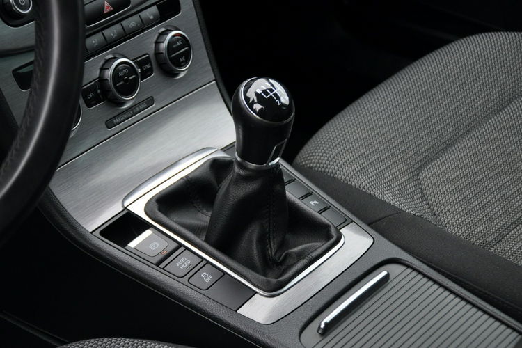 Volkswagen Passat 2.0TDI(140KM) Duża Navi Klimatronik El.Fotel Welur Reling Alu16"ASO VW zdjęcie 35