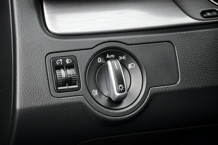 Volkswagen Passat 2.0TDI(140KM) Duża Navi Klimatronik El.Fotel Welur Reling Alu16"ASO VW zdjęcie 36