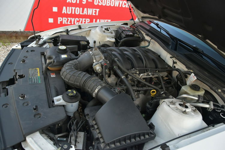 Ford Mustang GT 4.6 V8 305KM Manual 2006r. Klima TEMPOMAT 17" ZADBANY Polecam zdjęcie 28
