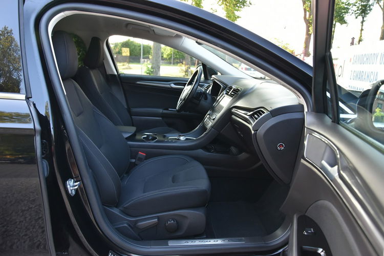 Ford Mondeo Titanium 2.0TDCi 190KM Automat 2019r. 2xPDC NAVi TEMPOMAT Kamera HAK zdjęcie 13