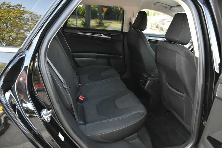 Ford Mondeo Titanium 2.0TDCi 190KM Automat 2019r. 2xPDC NAVi TEMPOMAT Kamera HAK zdjęcie 28