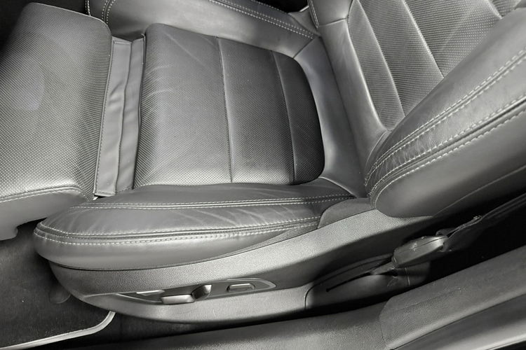 Renault Talisman 1.6 TCe 200KM INITIALE PARIS Navi FullLed HandsFree HeadUp 4CONTROL zdjęcie 48