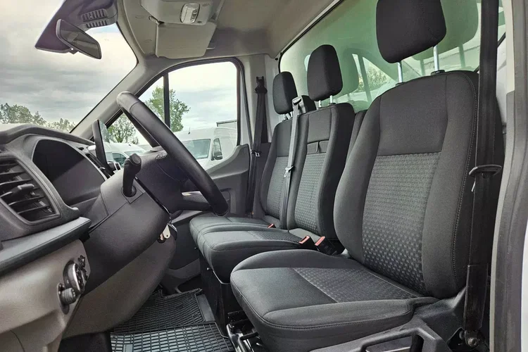 Ford transit Kontener 8 ePAL 84999zł NETTO 2.0 TdCi/165KM zdjęcie 18