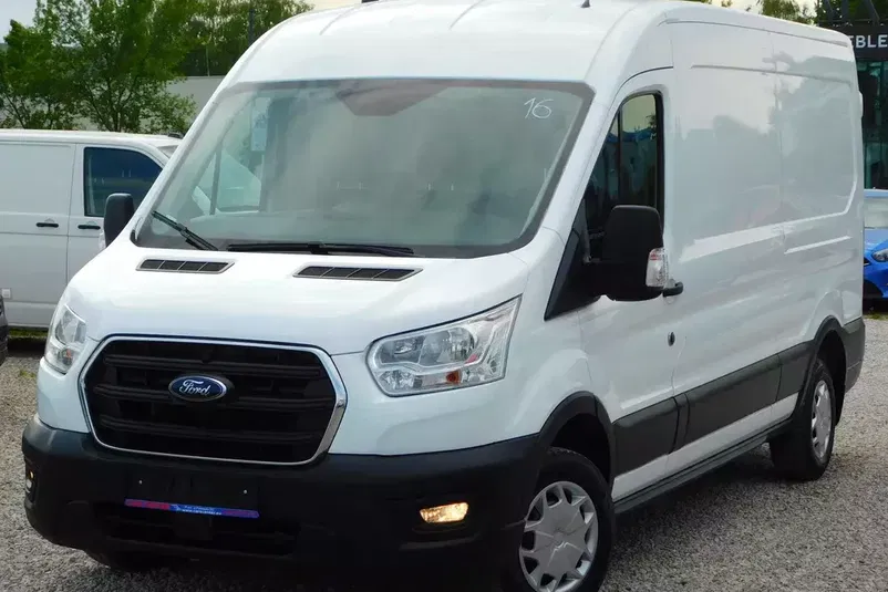 samochód osobowy Ford zdjęcie 1