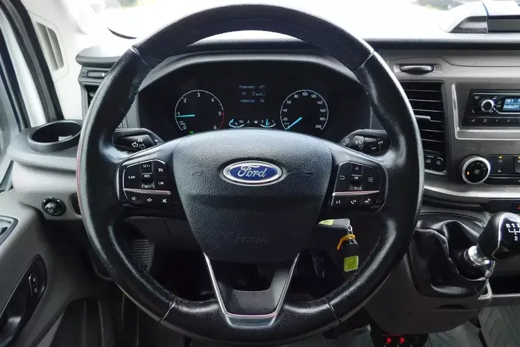 Ford Transit zdjęcie 10